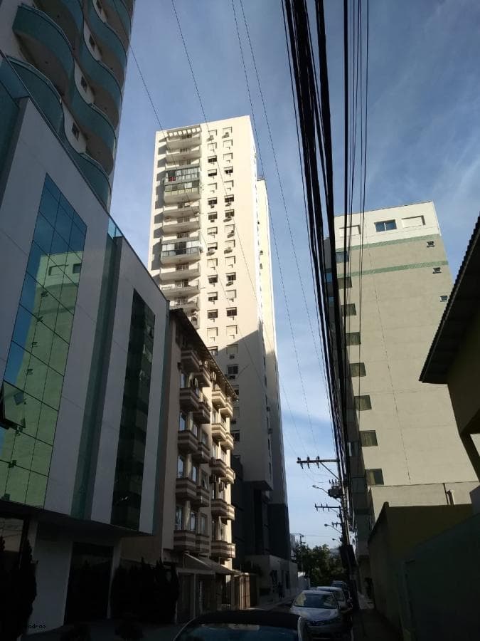 Apartamento 3 dormitórios para Venda em Balneário Camboriú / SC no bairro CENTRO
