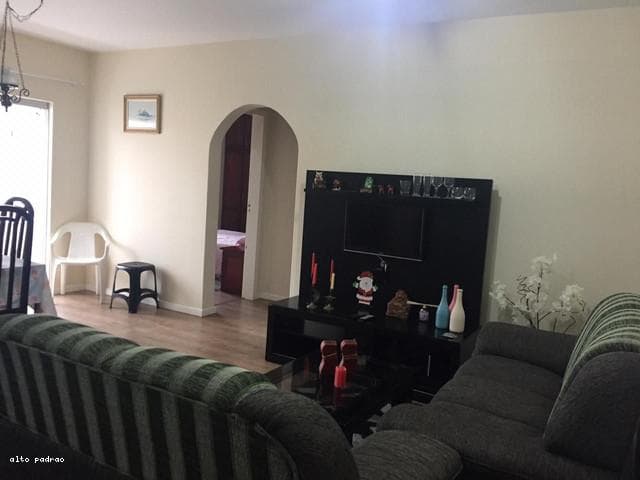 Apartamento 2 dormitórios para Temporada em Balneário Camboriú / SC no bairro CENTRO