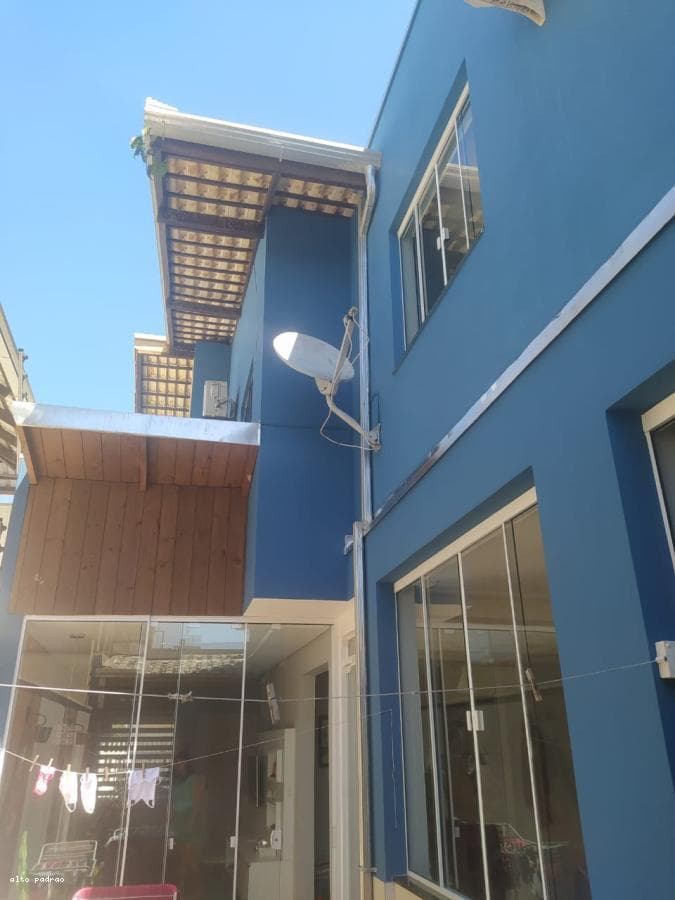 Casa 3 dormitórios para Venda em Balneário Camboriú / SC no bairro CENTRO