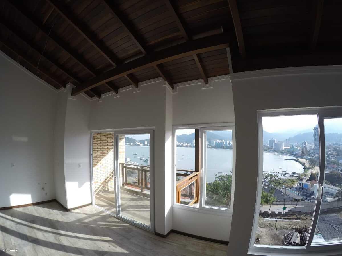 Casa em Condomínio para Venda em Itapema / SC no bairro canto da praia