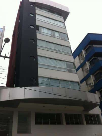 Apartamento para Venda em Itapema / SC no bairro MEIA PRAIA