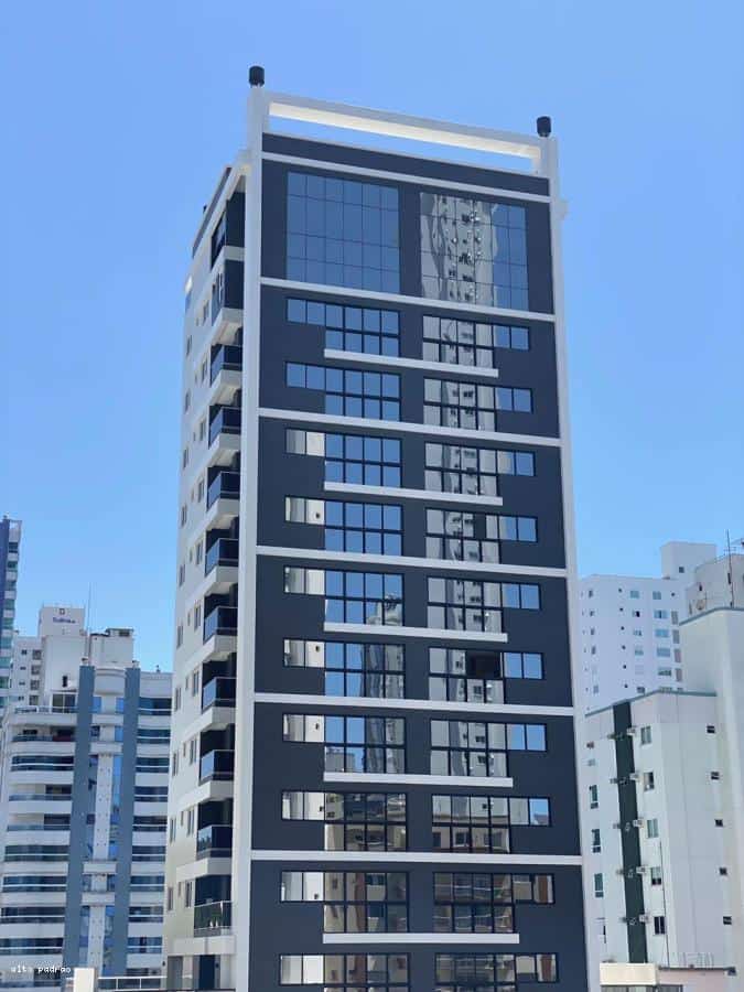 Cobertura para Venda em Balneário Camboriú / SC no bairro CENTRO