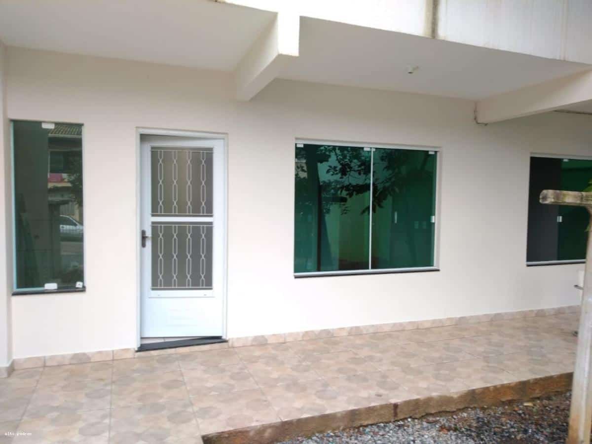 Casa para Locação em Balneário Camboriú / SC no bairro Nações