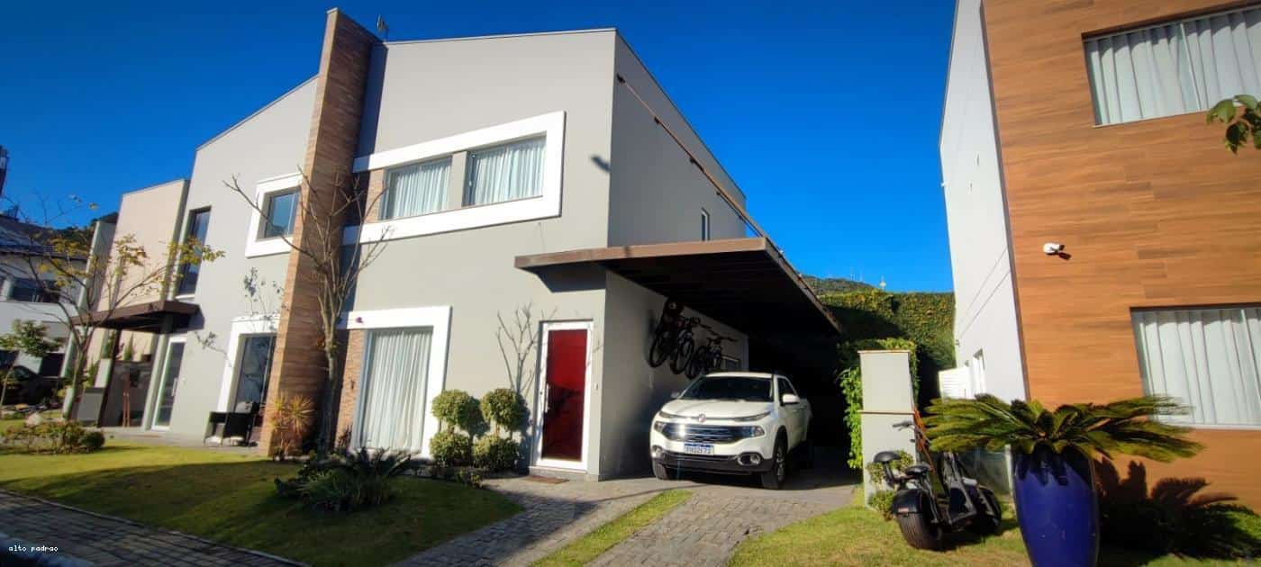 Casa em Condomínio para Venda em Balneário Camboriú / SC no bairro São Judas Tadeu