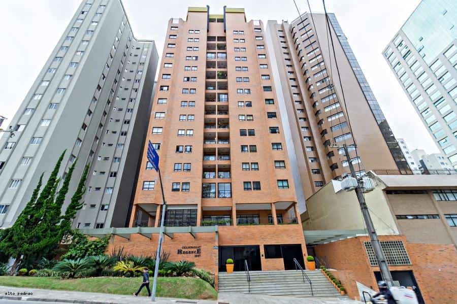 Apartamento 3 dormitórios para Venda em Curitiba / PR no bairro Bigorrilho