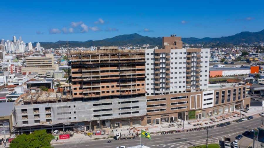 Apartamento para Venda em Balneário Camboriú / SC no bairro Estados