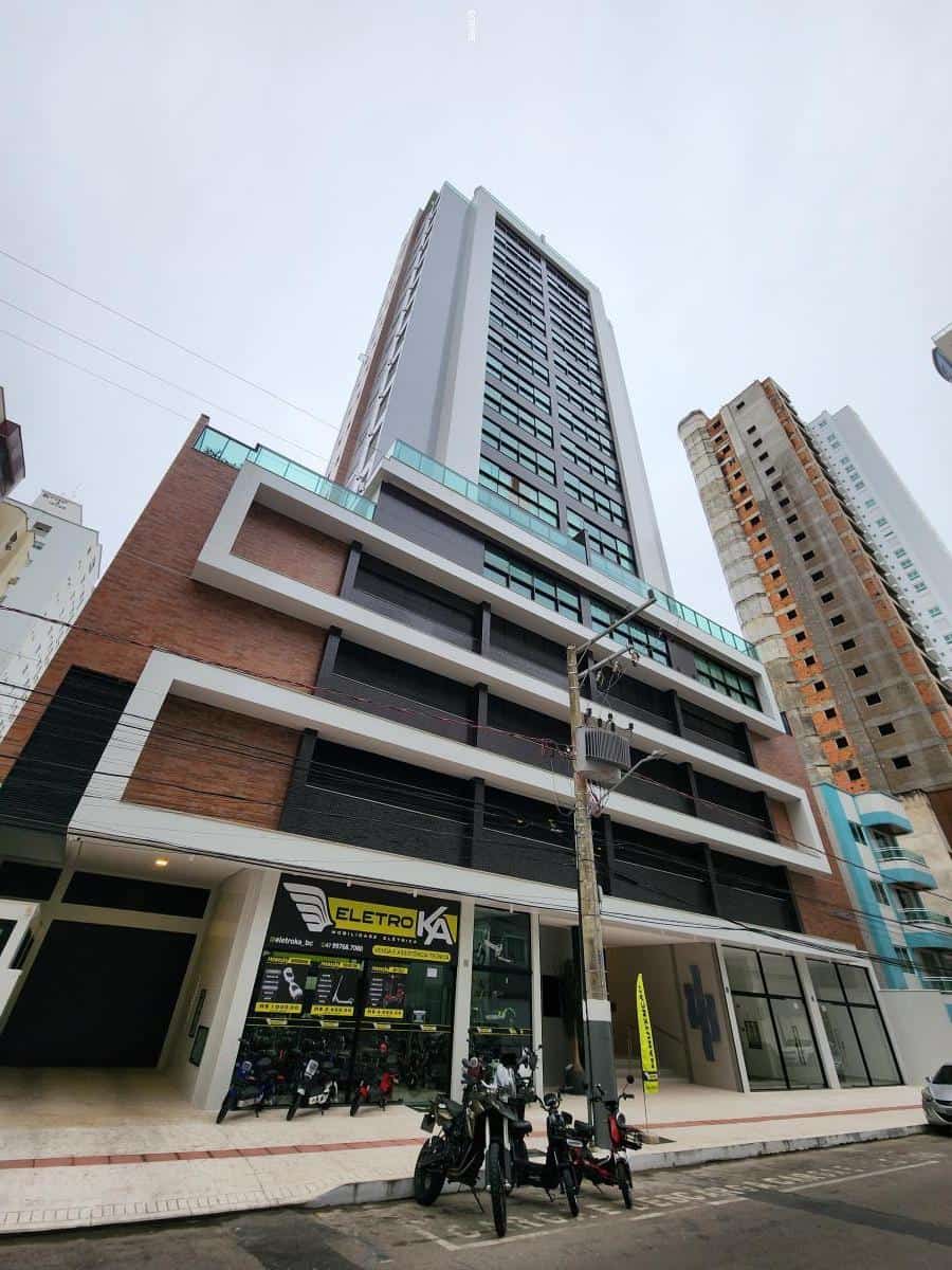 Apartamento 3 Quartos para Venda em Balneário Camboriú / SC no bairro CENTRO