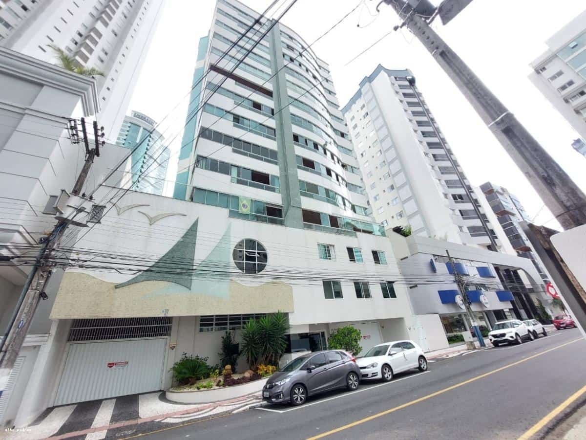 Apartamento 3 Quartos para Venda em Balneário Camboriú / SC no bairro CENTRO
