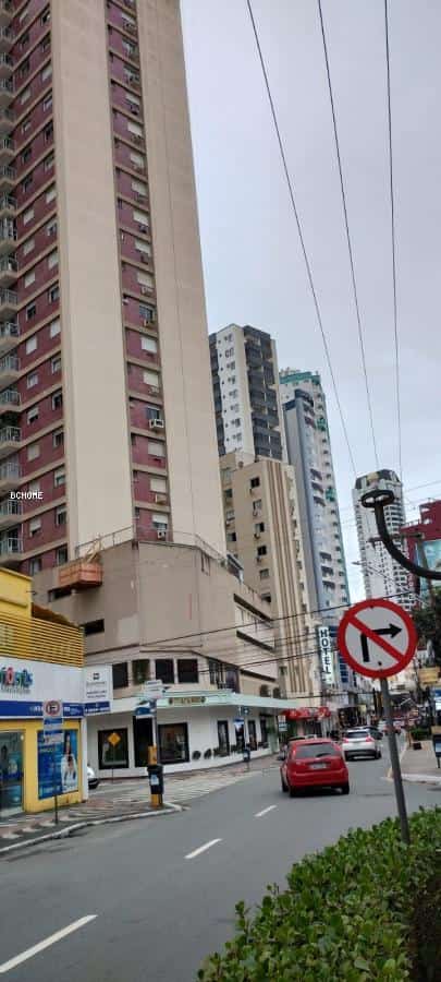 Apartamento 3 dormitórios para Venda em Balneário Camboriú / SC no bairro CENTRO